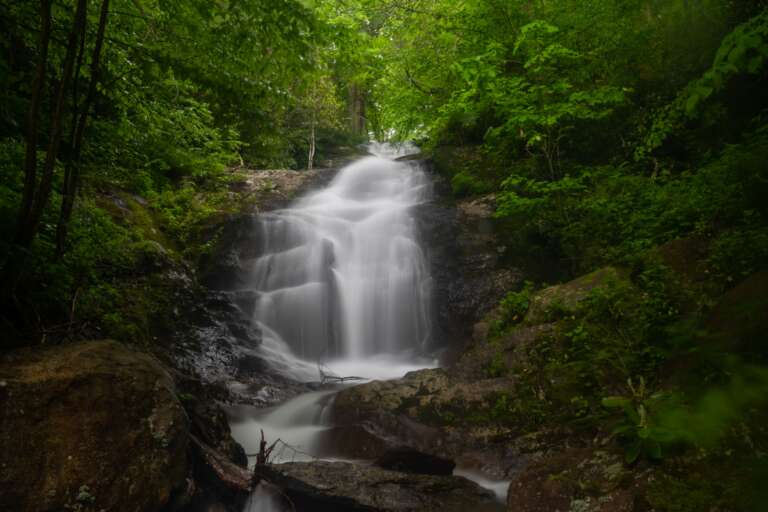 Great Roadside Waterfalls – HD Carolina